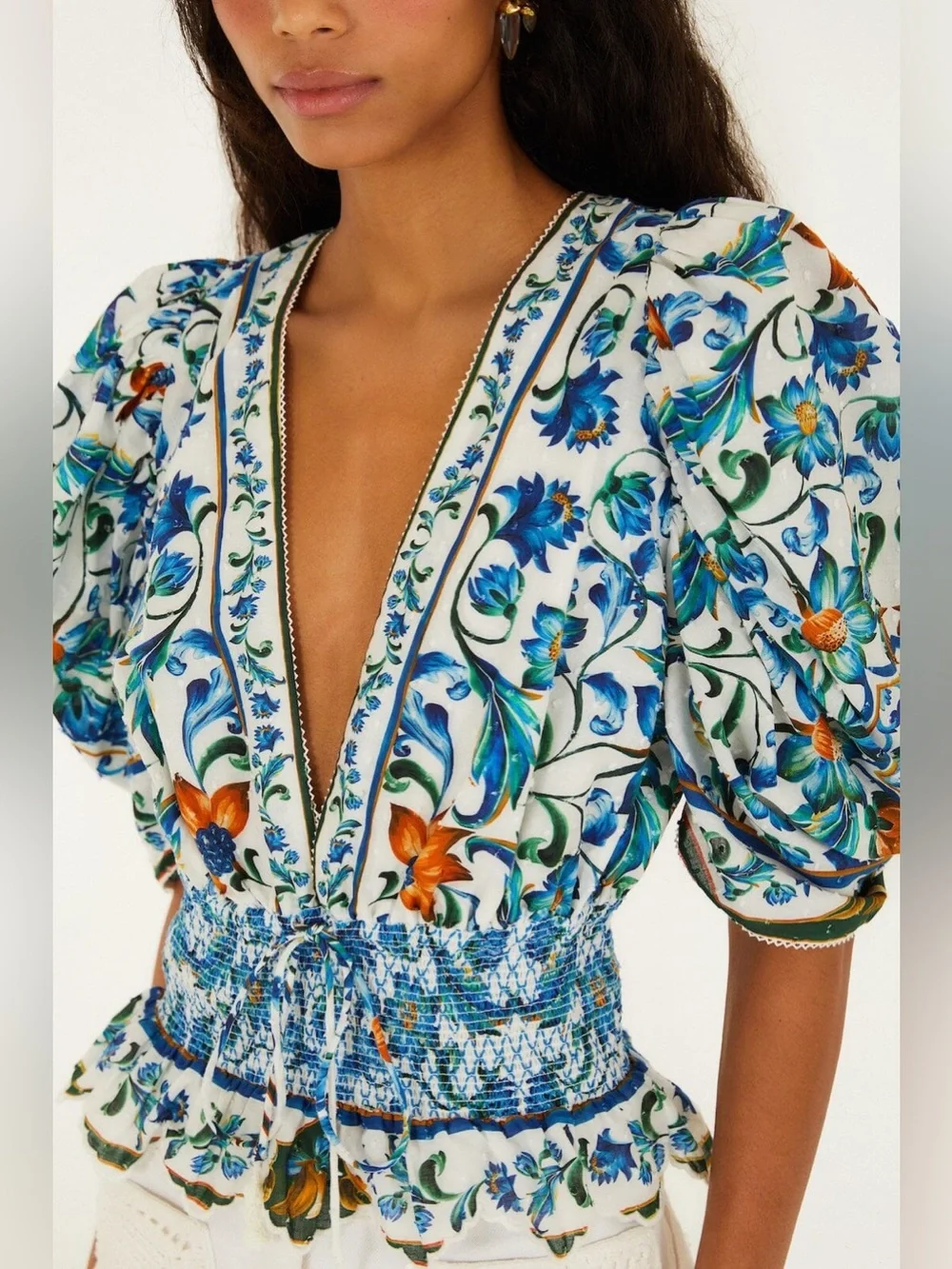 new Farm Rio Off-White Flora Tile Smocked Blouse blue floral print